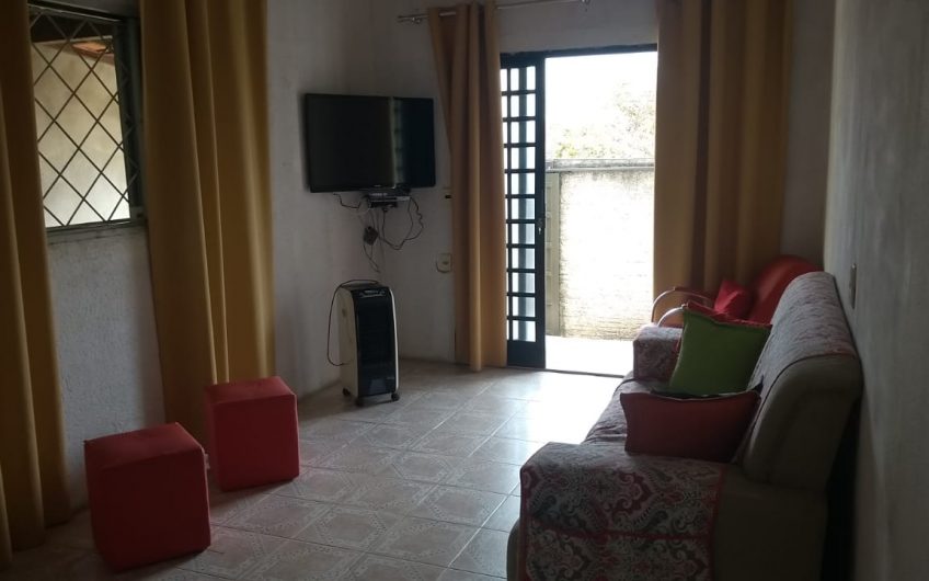 CASA B:PADRE TEODORO II – REF.: 189