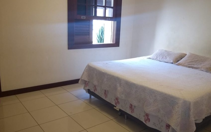 CASA B:RECANTO DA SERRA – REF.: 182