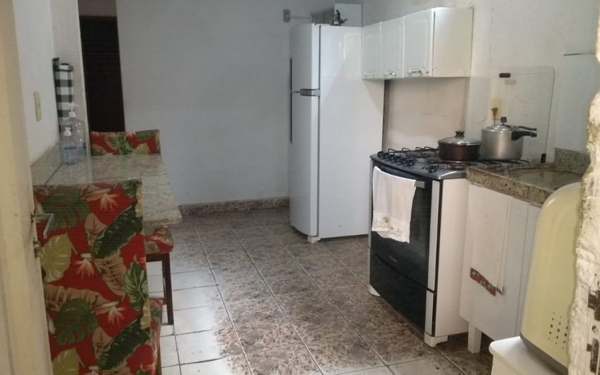 CASA B:PADRE TEODORO II – REF.: 189