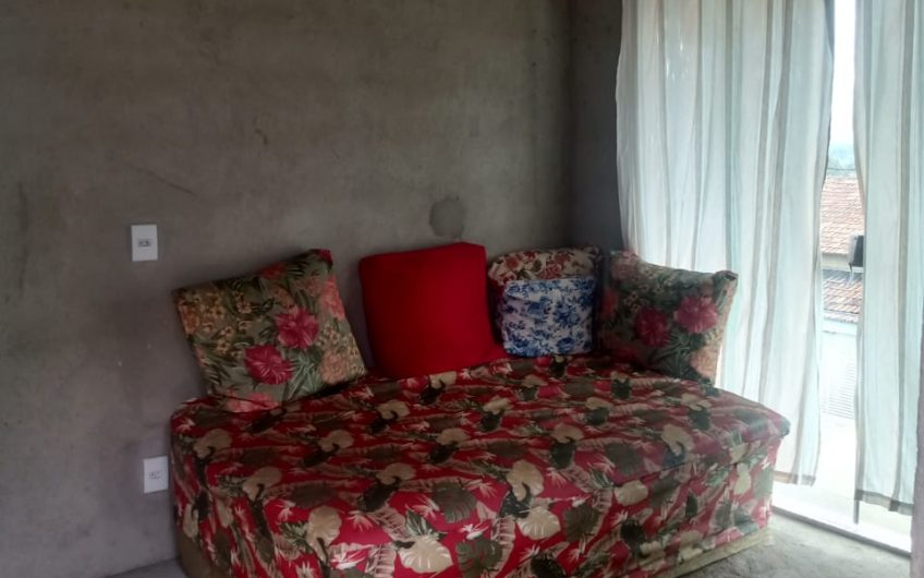 CASA B:PADRE TEODORO II – REF.: 189