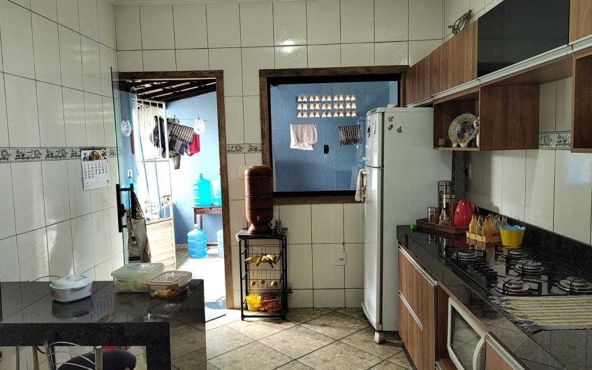 CASA B:MONTREAL – REF.: 198